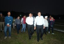 मंडलायुक्त व डीजी सूचना ने एफआरआई में पीएम के भ्रमण कार्यक्रम की व्यवस्थाओं को जायजा लिया