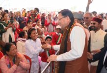 गौचर में पिथौरागढ़ की तर्ज पर 18-सीटर हेली सेवा प्रारम्भ किये जाने की मुख्यमंत्री ने की घोषणा