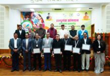 मुख्यमंत्री ने आकांक्षी जिला एवं ब्लॉक कार्यक्रम में सर्वश्रेष्ठ प्रदर्शन करने वाले विकासखंडों और जिलों को किया सम्मानित