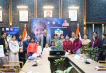 माता-पिता पैरालाईज्ड; कैंसर पीड़ित, पिता के साये से महरूम 34 बेंटियों की बाधित शिक्षा डीएम ने फिर से की पुनर्जीवित