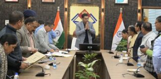 आप हमारे राज्य निर्मातागण; आपकी समस्याओं का निस्तारण करना शासन-प्रशासन का परम दायित्वः डीएम