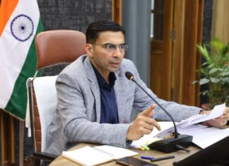 पर्यावरण संरक्षण के इस वैश्विक अभियान “अर्थ आवर” कार्यक्रम के सफल आयोजन में सहभागी बने: डीएम