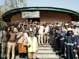 सुबोध उनियाल ने कार्बेट टाइगर रिजर्व के धनगढ़ी गेट पर सौविनियर सेंटर का किया उद्घाटन, वनाग्नि सुरक्षा तैयारियों की समीक्षा