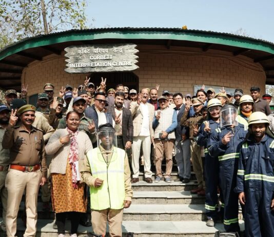 सुबोध उनियाल ने कार्बेट टाइगर रिजर्व के धनगढ़ी गेट पर सौविनियर सेंटर का किया उद्घाटन, वनाग्नि सुरक्षा तैयारियों की समीक्षा