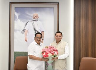 सीएम धामी ने केंद्रीय जल शक्ति मंत्री सी. आर. पाटिल से भेंट की, नमामि गंगे से संबंधित परियोजनाओं पर की विस्तृत चर्चा