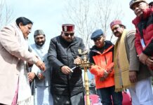 विश्व प्रसिद्ध नेशनल हिमकीडा स्कीइंग विंटर कार्निवल-2026 का पर्यटन मंत्री महाराज ने किया शुभारम्भ