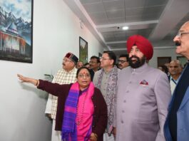 भराड़ीसैंण विधानसभा भवन में उत्तराखण्ड की संस्कृति एवं लोककला की फोटो गैलरी का अवलोकन