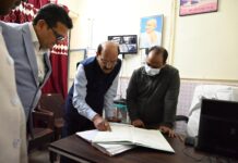 स्वास्थ्य सेवाओं पर मंत्री सुबोध उनियाल की पैनी नजर, नंदगांव सीएचसी में औचक जांच