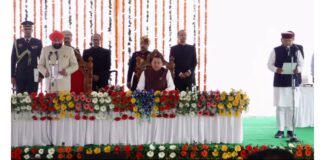 धामी कैबिनेट का विस्तार 5 विधायकों ने ली मंत्री पद की शपथ।