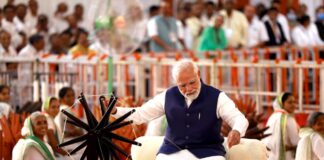 खादी एवं ग्रामोद्योग क्षेत्र की ऐतिहासिक उपलब्धि, 1.87 लाख करोड़ का किया कारोबार