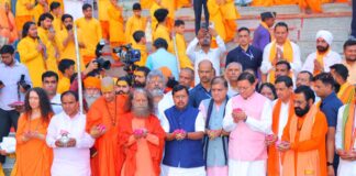 गंगा तट पर गूंजे आध्यात्म और संस्कृति के स्वर, मुख्यमंत्री धामी व भाजपा राष्ट्रीय अध्यक्ष नितिन नबीन ने की भव्य गंगा आरती