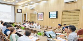 यातायात सुधार एवं पार्किंग व्यवस्था को लेकर डीएम सख्त, माइक्रो लेवल प्लान तैयार कर कार्यों में तेजी लाने के निर्देश