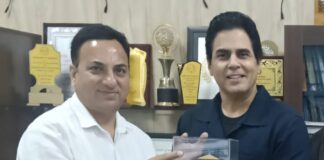 फिल्म अभिनेता अमन वर्मा ने की फिल्म विकास परिषद के नोडल अधिकारी से भेंट