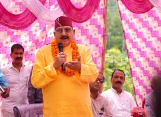 सेवा पखवाड़े के तहत महाराज का विधानसभा क्षेत्र में तुफानी दौरा