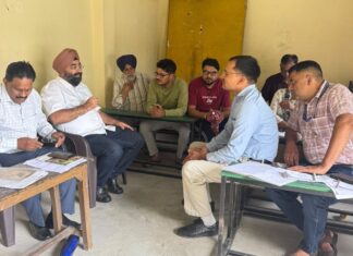 विशेष गहन पुनरीक्षण (SIR) अभियान के अंतर्गत मतदान केंद्रों का निरीक्षण, मतदाताओं की समस्याओं के समाधान हेतु अधिकारियों से की वार्ता – – डॉ. जसविंदर सिंह गोगी