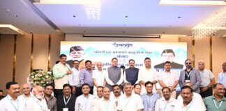 मुख्यमंत्री धामी ने हल्द्वानी में व्यापारियों एवं उद्योग प्रतिनिधियों के साथ किया संवाद