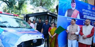 मुख्यमंत्री पुष्कर धामी ने GPS/GIS मैपिंग एवं तकनीकी सर्वेक्षण के लिए अभियान दल को किया फ्लैग ऑफ