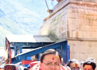 श्री बदरीनाथ धाम में मुख्यमंत्री ने की पूजा-अर्चना, मास्टर प्लान के कार्यों का लिया जायजा
