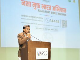 नशा मुक्त भारत अभियान के तहत यूपीईएस में छात्र-छात्राओं को नशे के दुष्प्रभावों के प्रति किया जागरूक