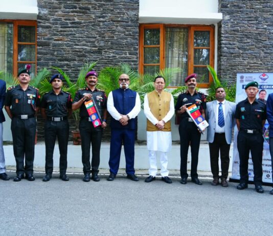 पर्वतारोहियों का साहस, अनुशासन और टीम भावना युवाओं के लिए प्रेरणादायी: मुख्यमंत्री