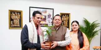 मुख्यमंत्री पुष्कर धामी से प्रसिद्ध फिल्म अभिनेता अक्षय कुमार ने की शिष्टाचार भेंट